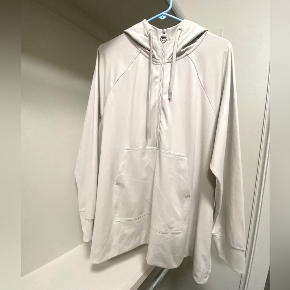 Athleta Glacier Poncho, size M